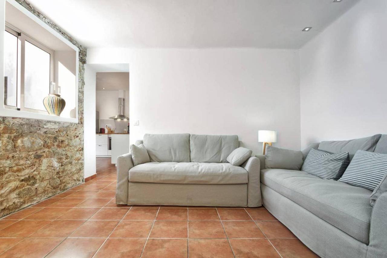 Can Terrats Blanes Luaran gambar