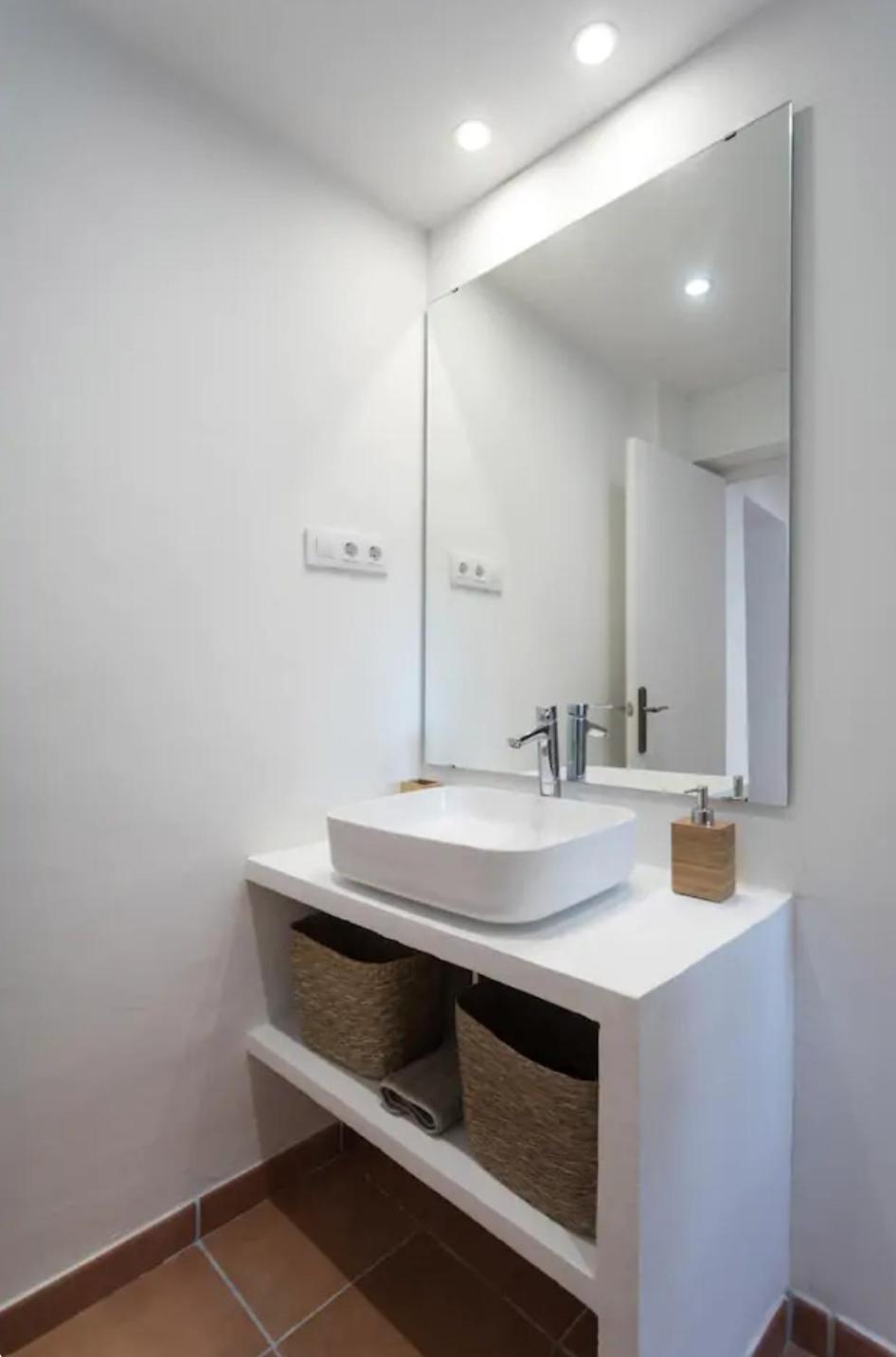Can Terrats Blanes Luaran gambar